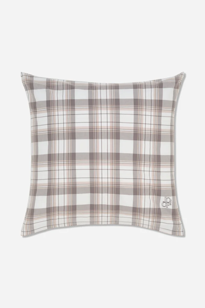 Leads to product detail page "JOOP! soft frames bed linen in cream"