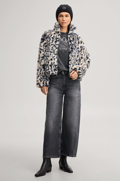 Führt zu Produktdetailseite „Wide Leg-Jeans in Dunkelgrau washed"