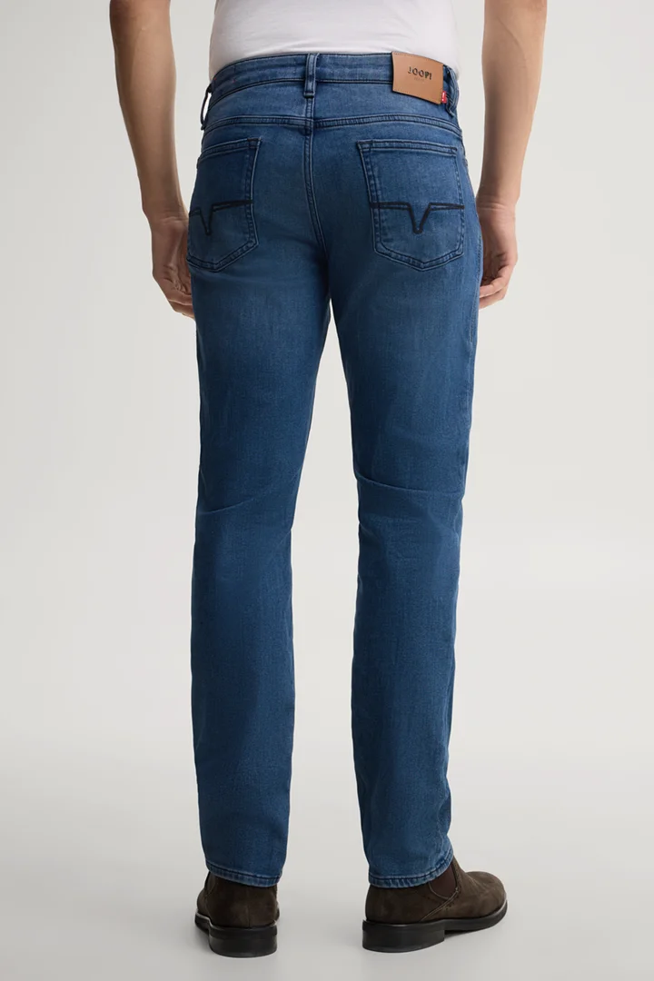 Führt zu Produktdetailseite „Winter Denim in Mittelblau washed"