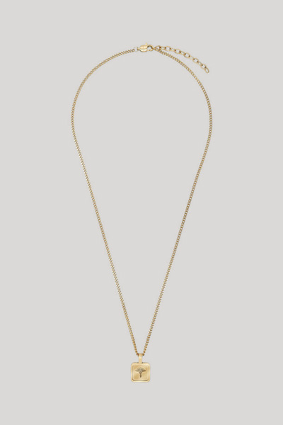 Gold necklace with pendant