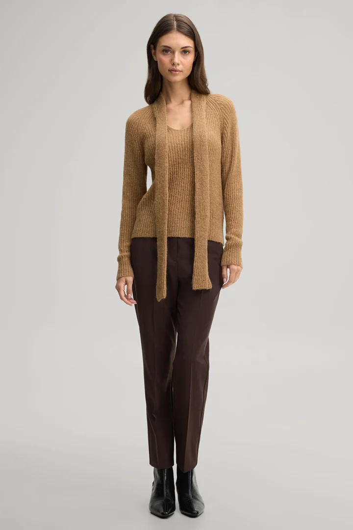Leads to product detail page "Camel-coloured alpaca-wool blend jumper with a bow"
