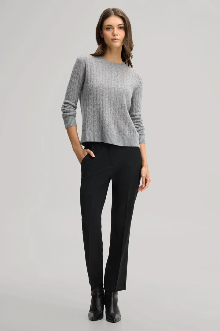Leads to product detail page "Cashmere jumper with cable knit pattern in marl grey"