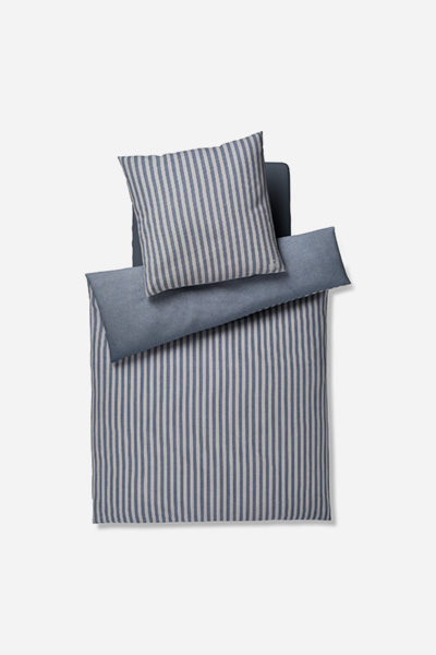 Leads to product detail page "JOOP! soft lines bed linen in blue"