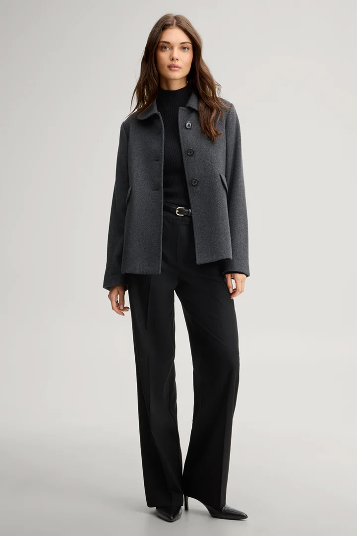 Leads to product detail page "Wool-blend jacket with cashmere in anthracite"