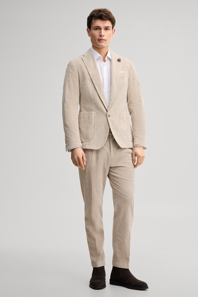 Leads to product detail page "Light beige corduroy suit jacket"
