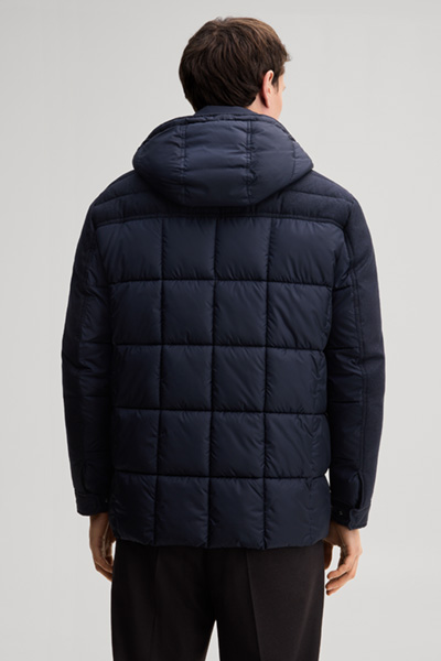 Leads to product detail page "Parka with detachable hood in navy"