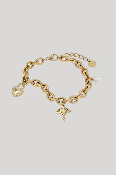 Leads to product detail page "Gold bracelet with pendants"