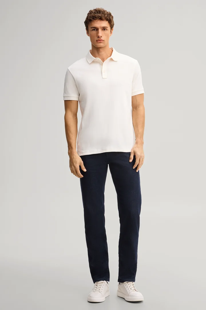 Führt zu Produktdetailseite „Poloshirt in Offwhite"