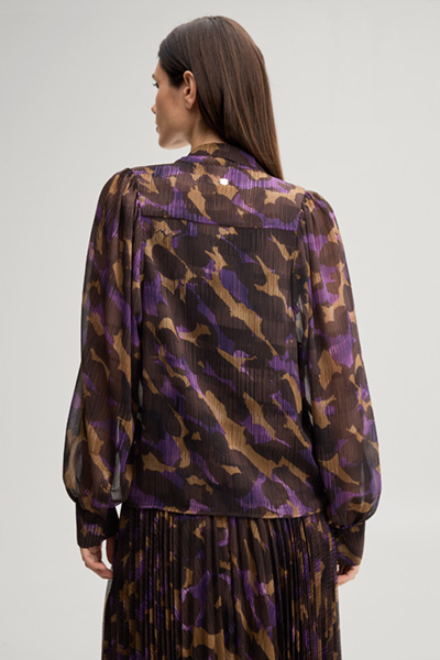 Leads to product detail page "Chiffon bow tie blouse in brown and purple"