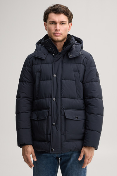 Leads to product detail page "Navy parka"