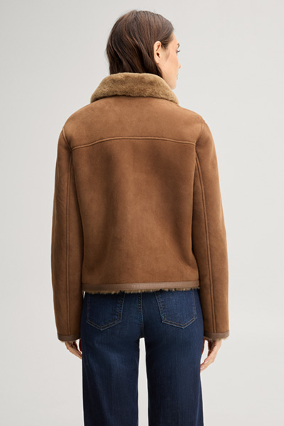Leads to product detail page "Brown lambskin shirt jacket"