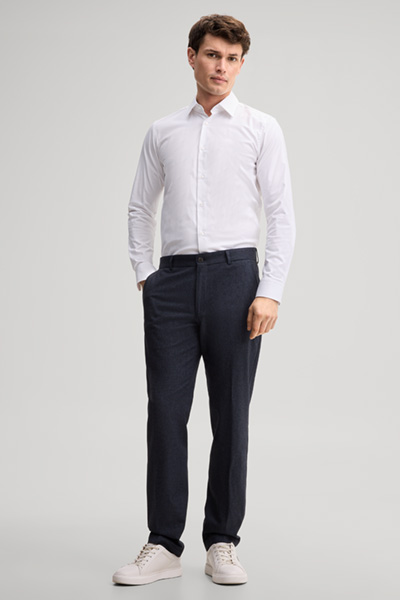 Führt zu Produktdetailseite „Hose in Navy"
