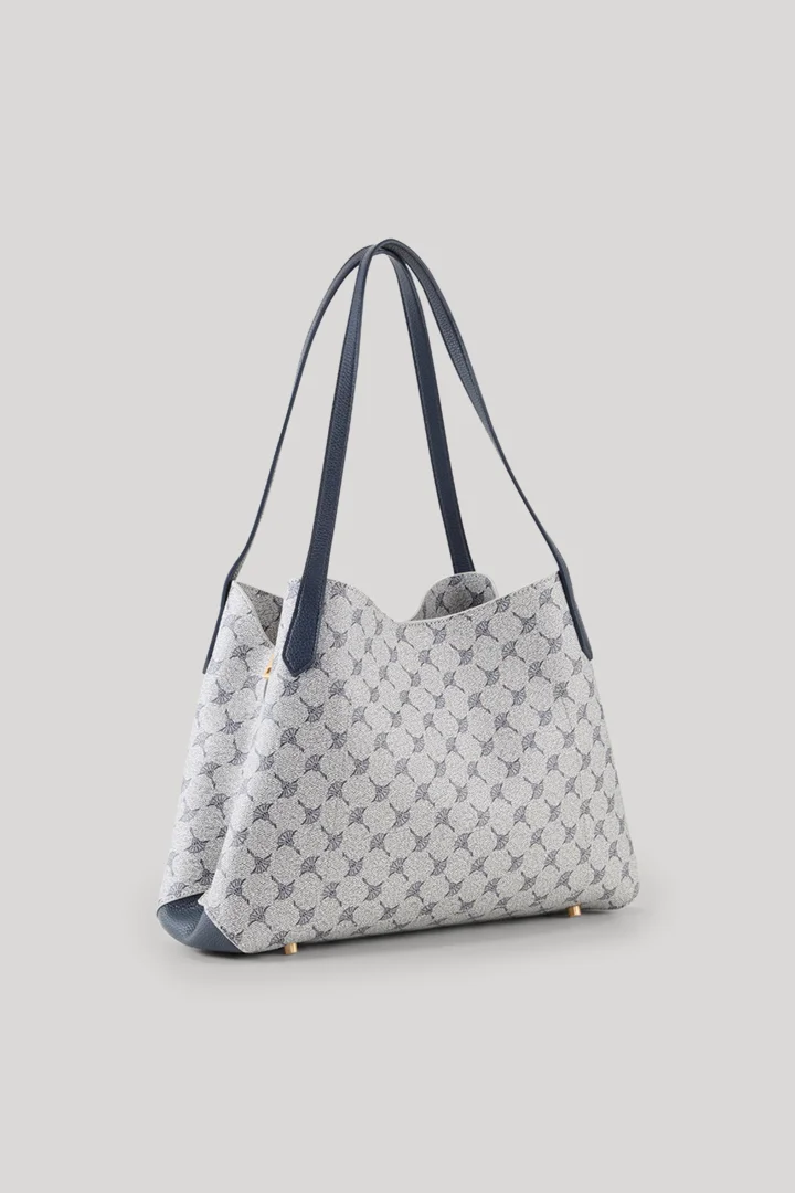 Leads to product detail page "null"