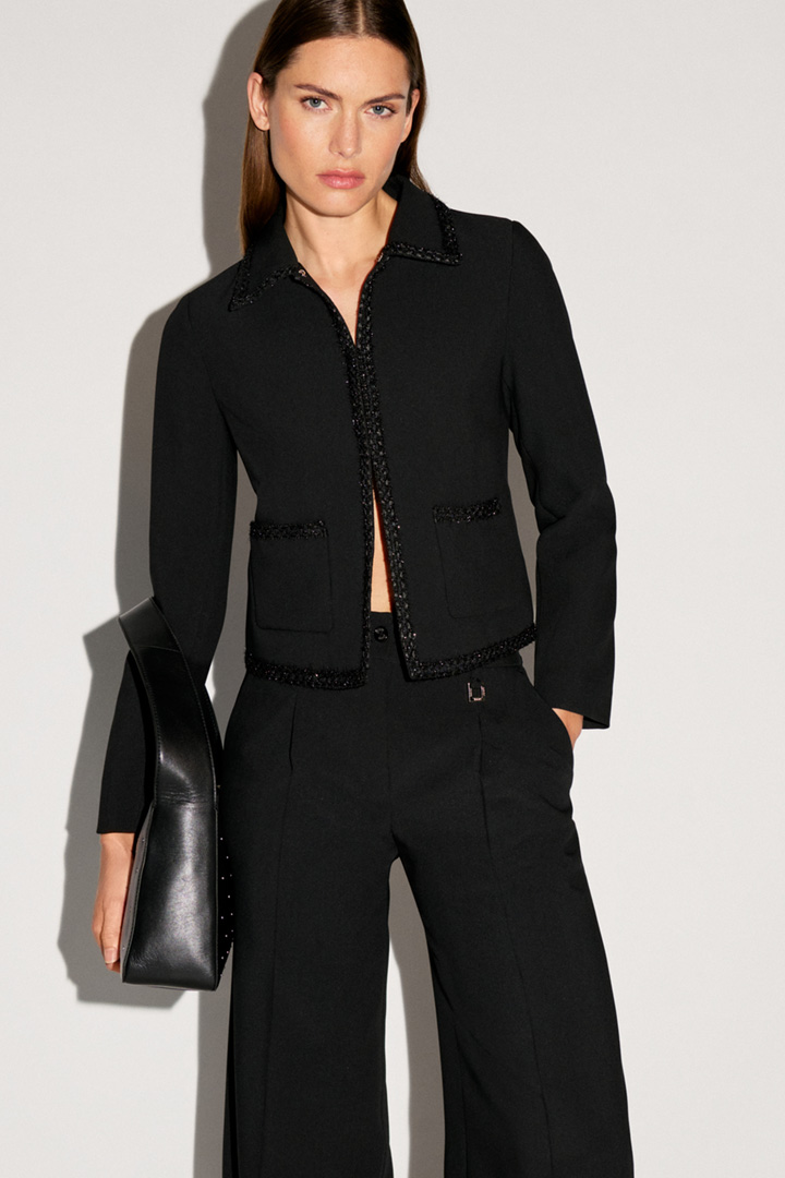 Leads to look detail page “Shop the Look”