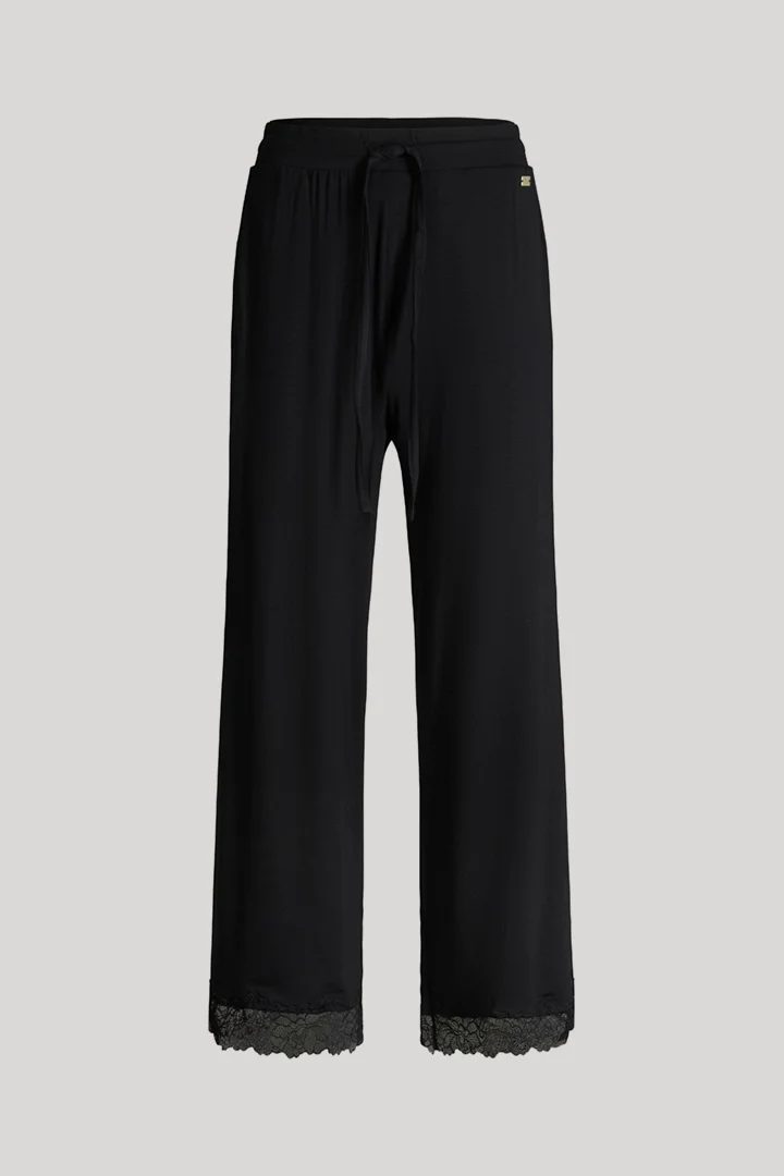 Leads to product detail page "Grace loungewear trousers in black"