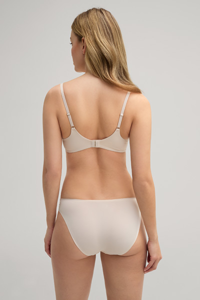 Sensation Seamless Cup Bra in Nude