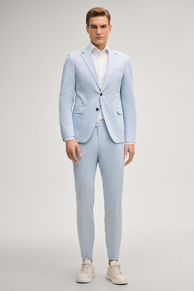 Herby-Blayr suit in light blue