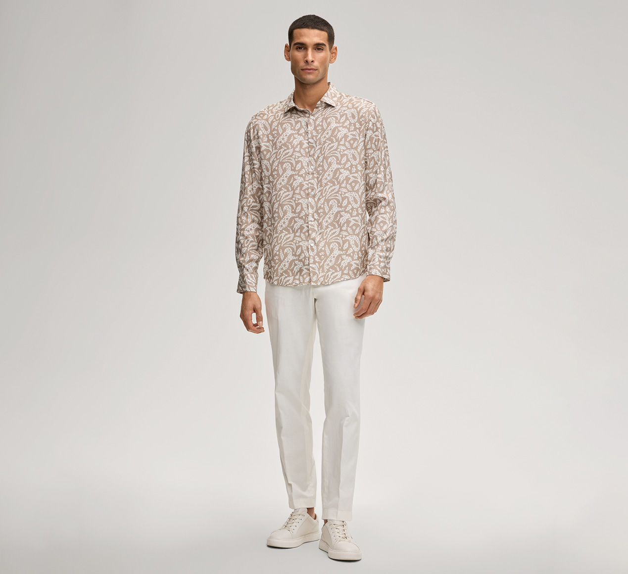 JOOP! präsentiert das Produkt Hemd Matty in Beige gemustert aus der Kategorie Hemden