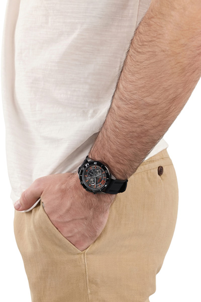 Führt zu Produktdetailseite „Chronograph in Schwarz"