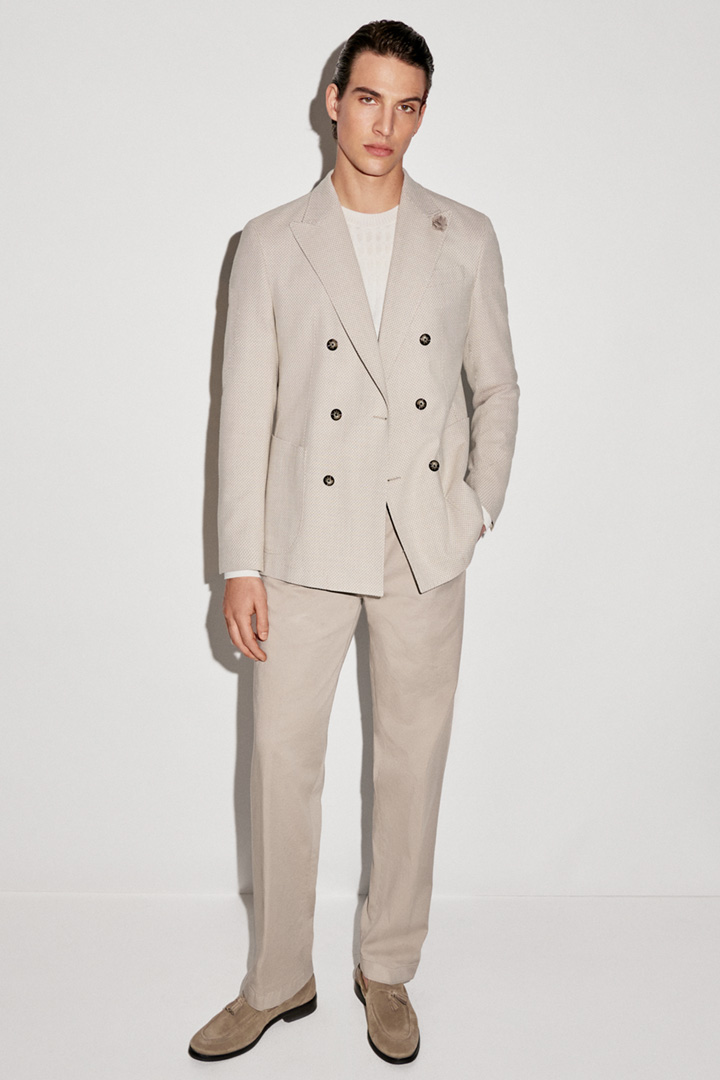 Leads to look detail page “Shop the Look”