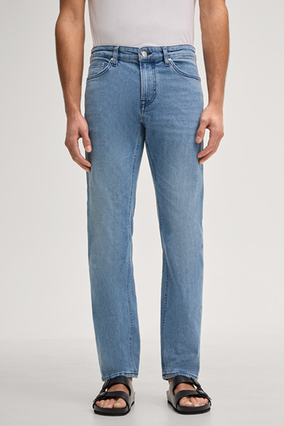 Mitch Jeans in Light Blue