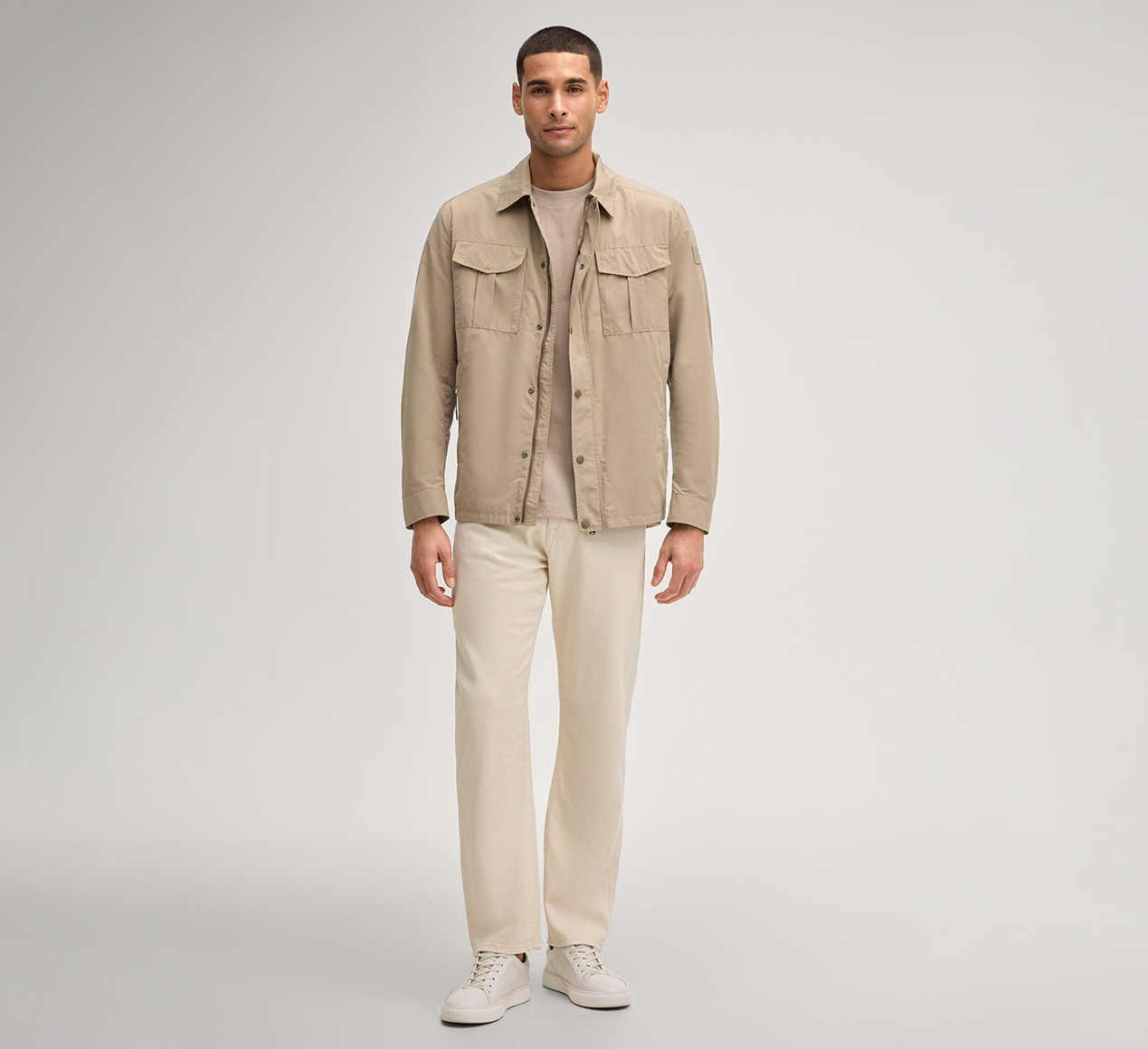 JOOP! präsentiert das Produkt Overshirt Nevik in Beige aus der Kategorie Jacken