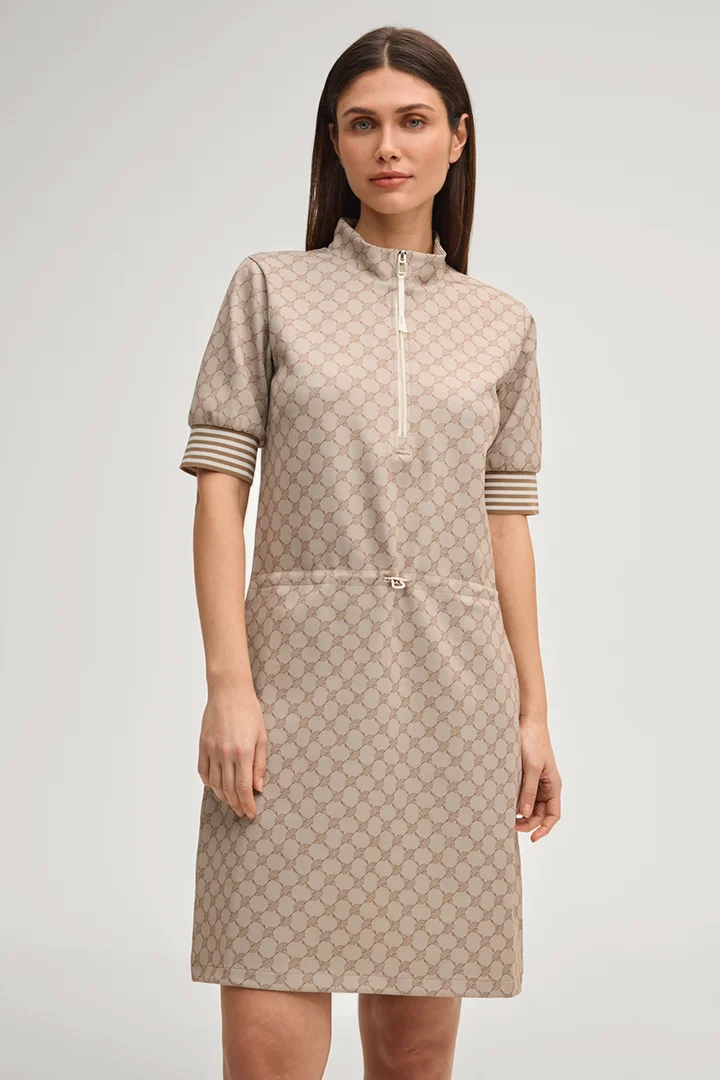 Leads to product detail page "Toina sweatshirt dress in beige cornflower"