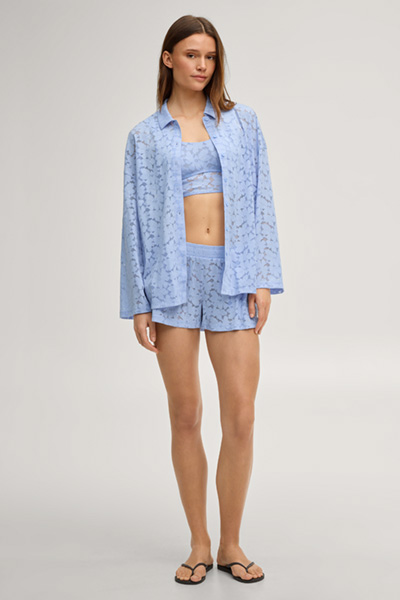 Leads to product detail page "All-over lace loungewear shirt in blue"