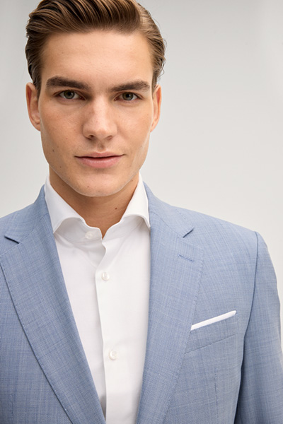 Herby-Blayr suit in pastel blue