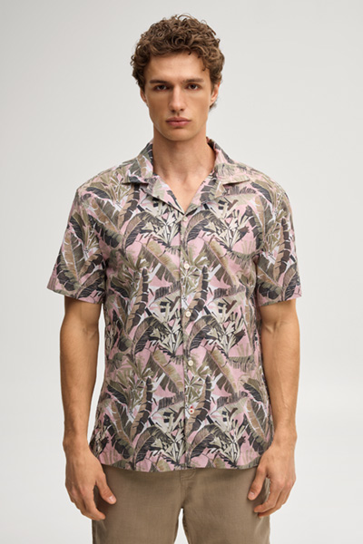 Leads to product detail page "null"