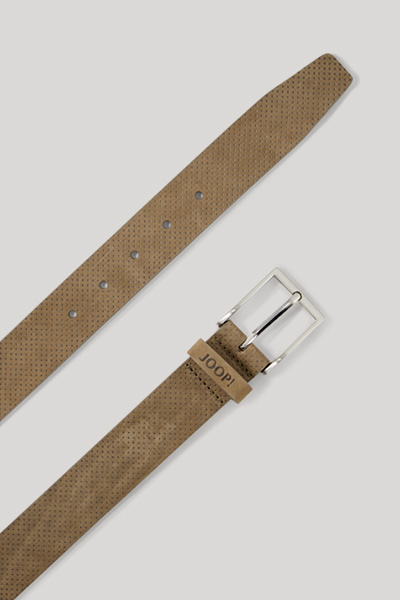 Leads to product detail page "Khaki leather belt"