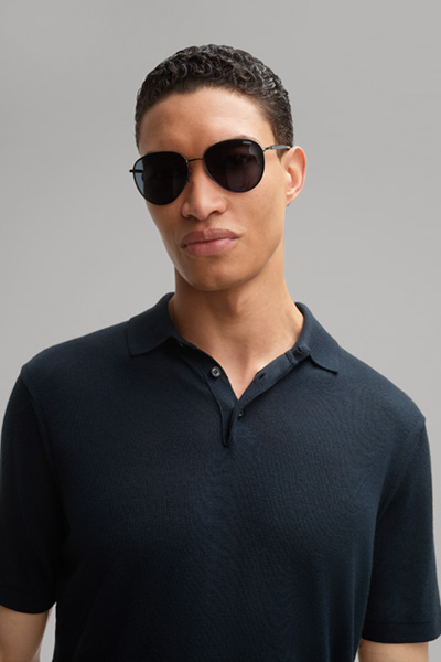 Führt zu Produktdetailseite „Sonnenbrille in Grau"