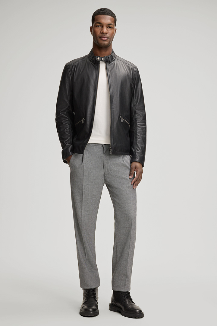 Führt zu Produktdetailseite „Lederjacke Arin in Schwarz"