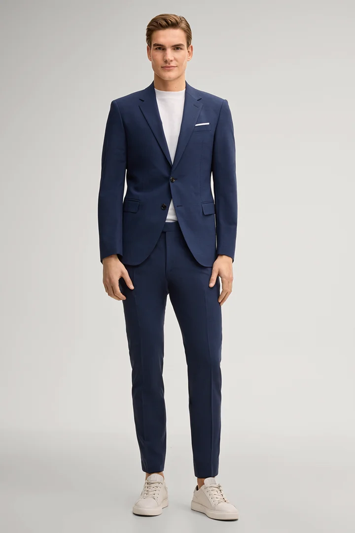 Führt zu Produktdetailseite „Baukasten-Anzughose Blayr in Dunkelblau meliert"