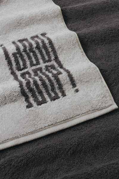 Leads to product detail page "Joop! bars doubleface guest towel 30x50 cm, platinum"
