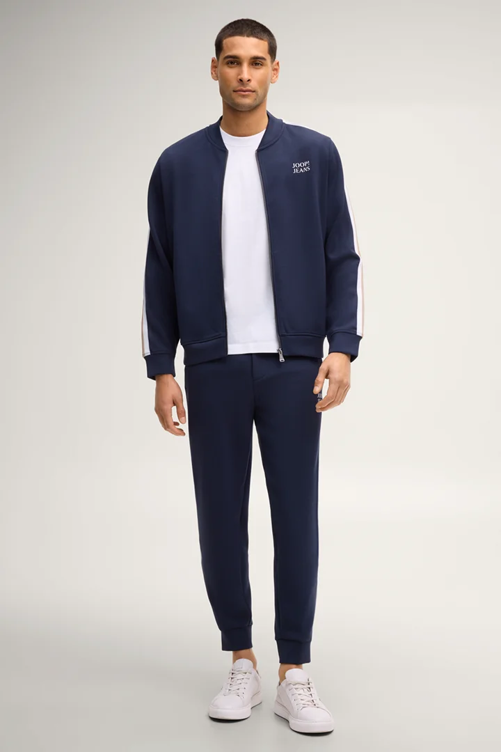 Führt zu Produktdetailseite „Sweatjacke Ahe in Navy"