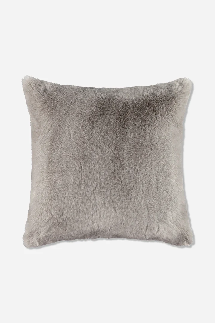 Führt zu Produktdetailseite „Zierkissenhülle JOOP! EMBRACE in Grau, 45 x 45 cm"