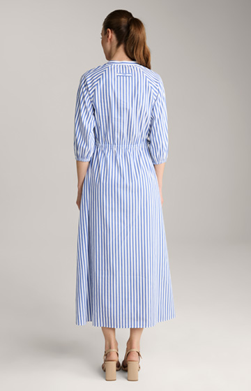 Maxi-Kleid in Blau/Weiß gestreift