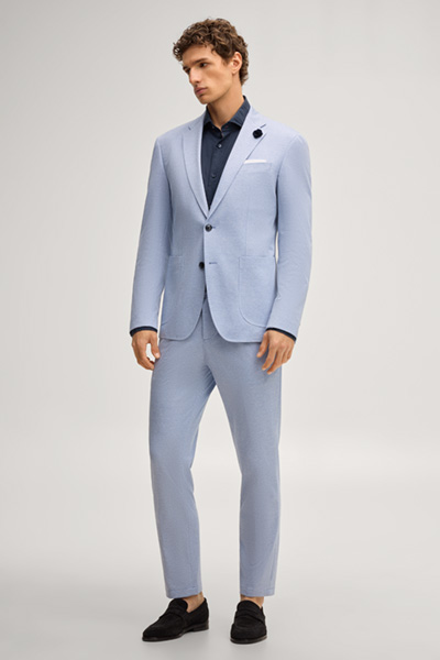 Prowadzi do strony produktu „Marynarka z dżerseju Hoverest w kolorze jasnoniebieskim"