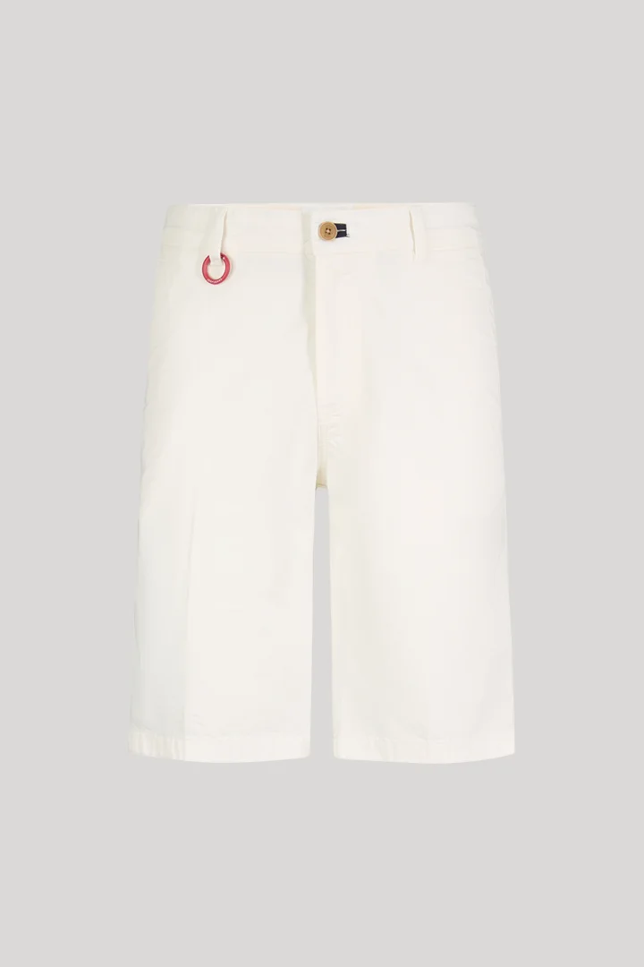 Leads to product detail page "Rudo bermuda shorts in off-white"