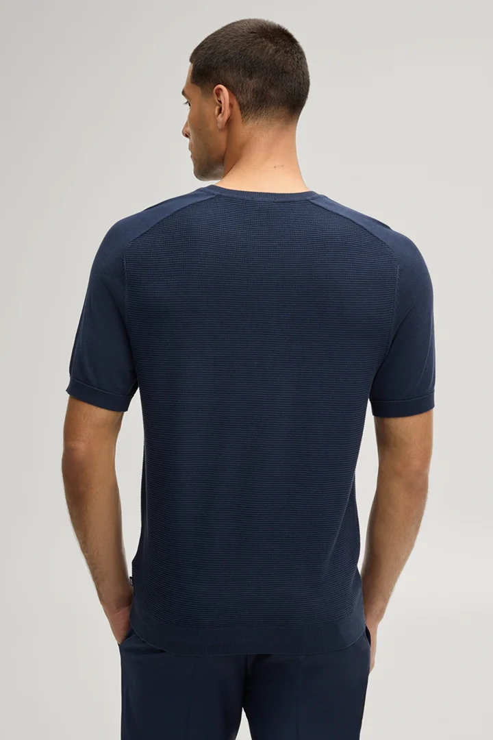 Führt zu Produktdetailseite „Strickshirt Vitor in Navy"