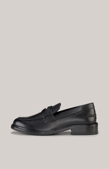 Unico Tori Slip-on Loafers in Black