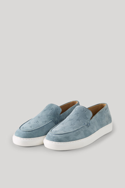 Leads to product detail page "Coralie velvet loafers in blue"
