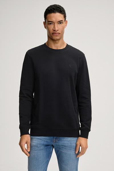 Silas Long-sleeved Top in Black