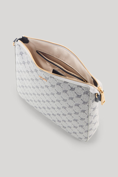 Leads to product detail page "null"