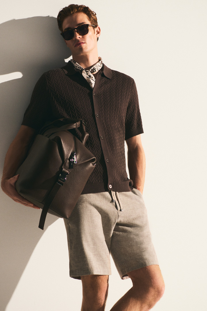 Leads to look detail page “Shop the Look”