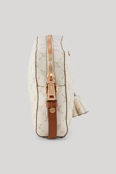 Cortina Cloe Shoulder Bag in Off-white