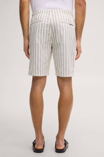 Russ shorts in off-white stripes