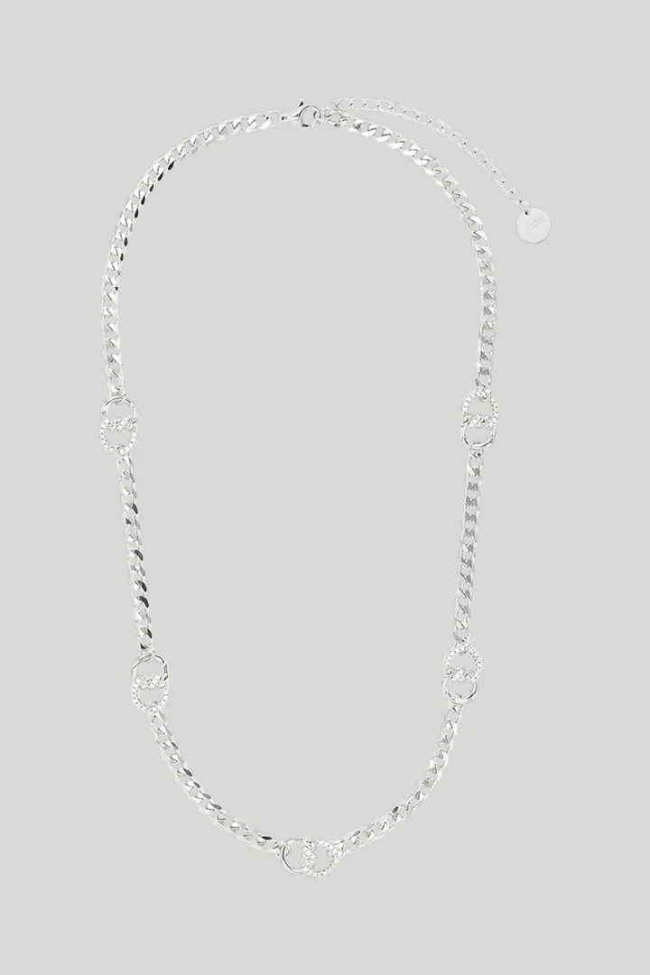 Führt zu Produktdetailseite „Collier mit Zirkonia-Anhänger in Silber"