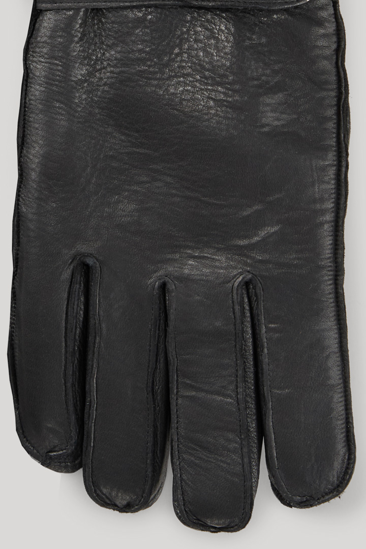 Black lambskin gloves